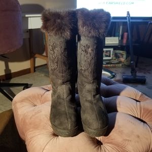 CLARKS BOOTS